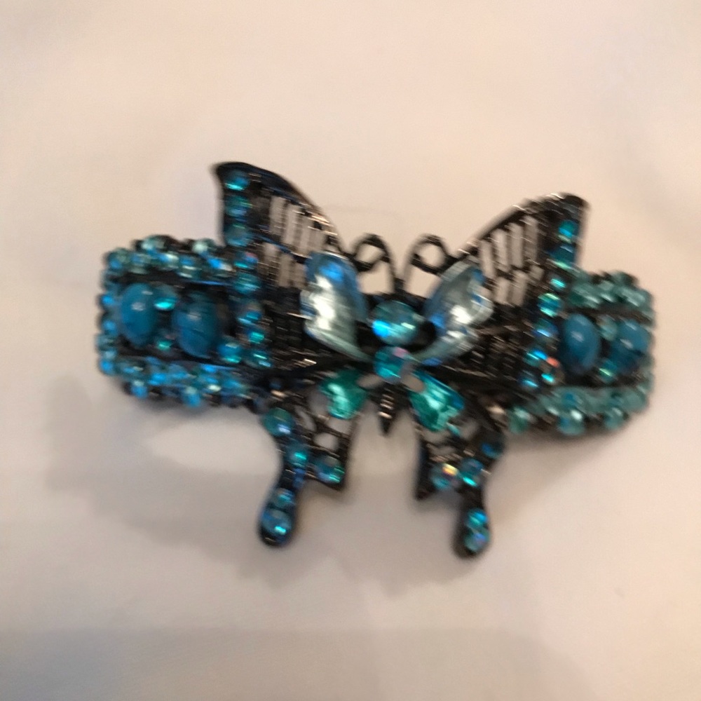 Turquoise butterfly hair clip